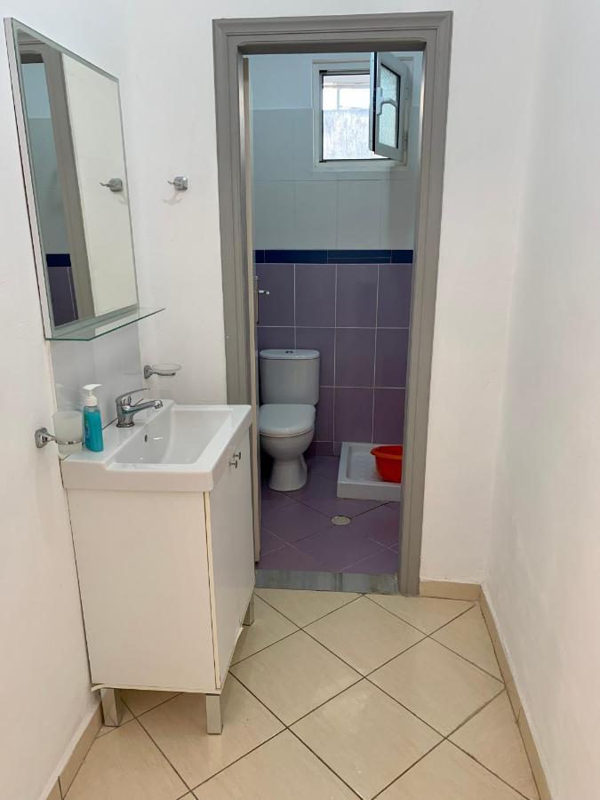 Vaso Apts Sarandë Buitenkant foto