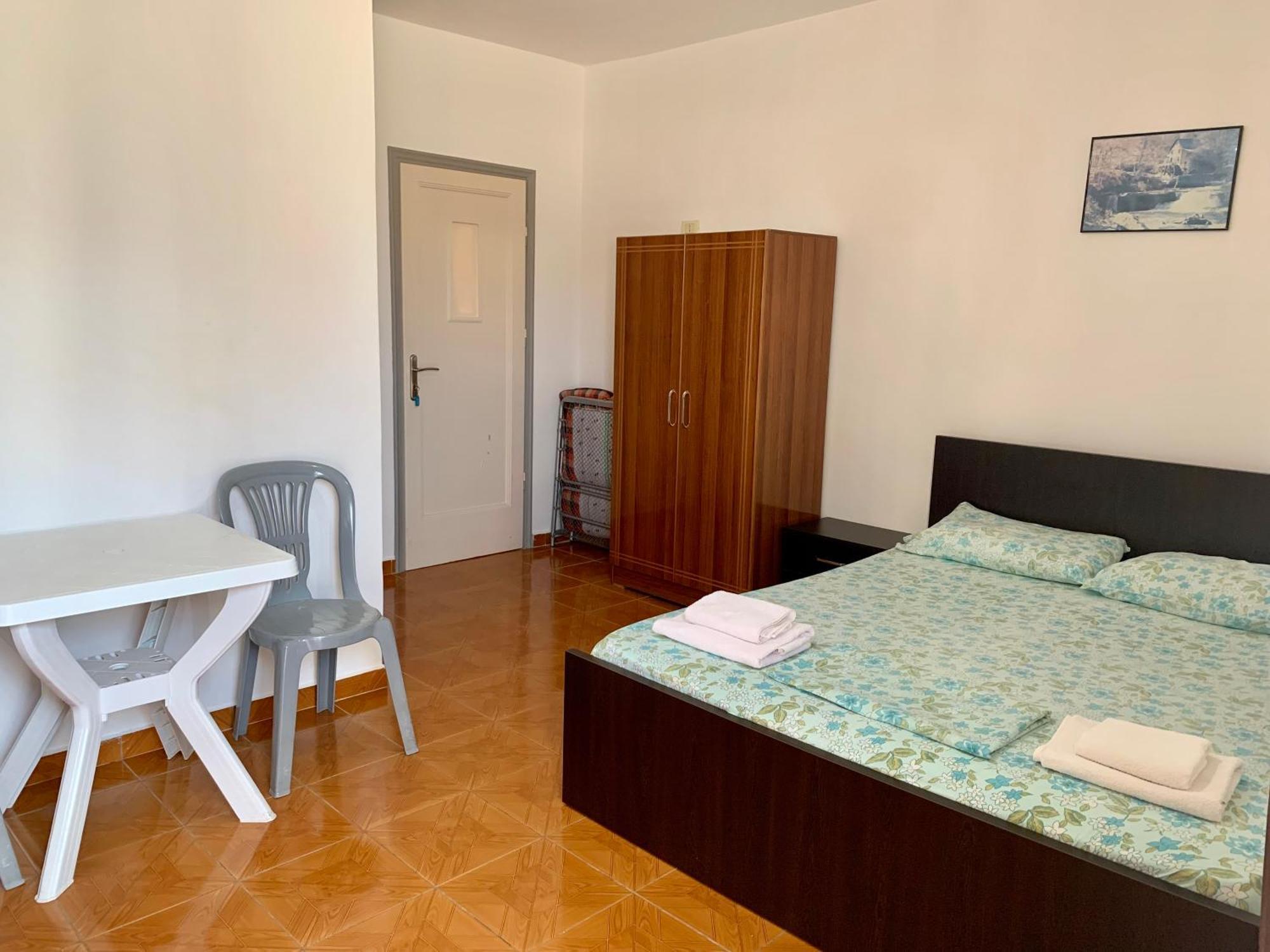 Vaso Apts Sarandë Buitenkant foto