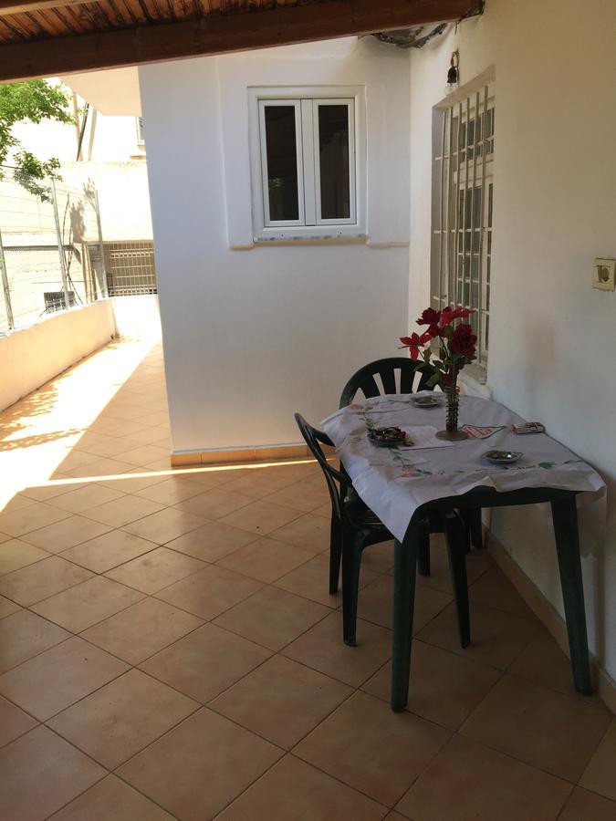 Vaso Apts Sarandë Buitenkant foto